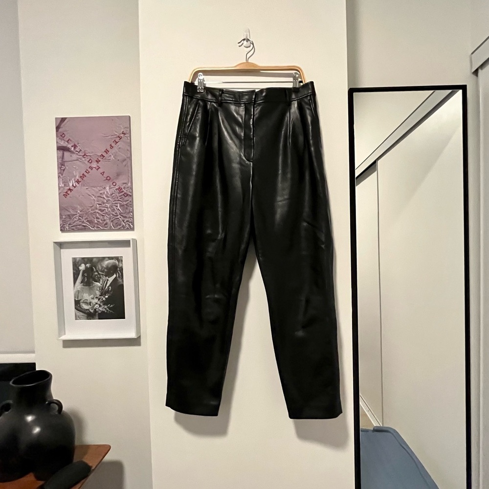 Babaton
Cosmo Pant - Picture 9 of 13